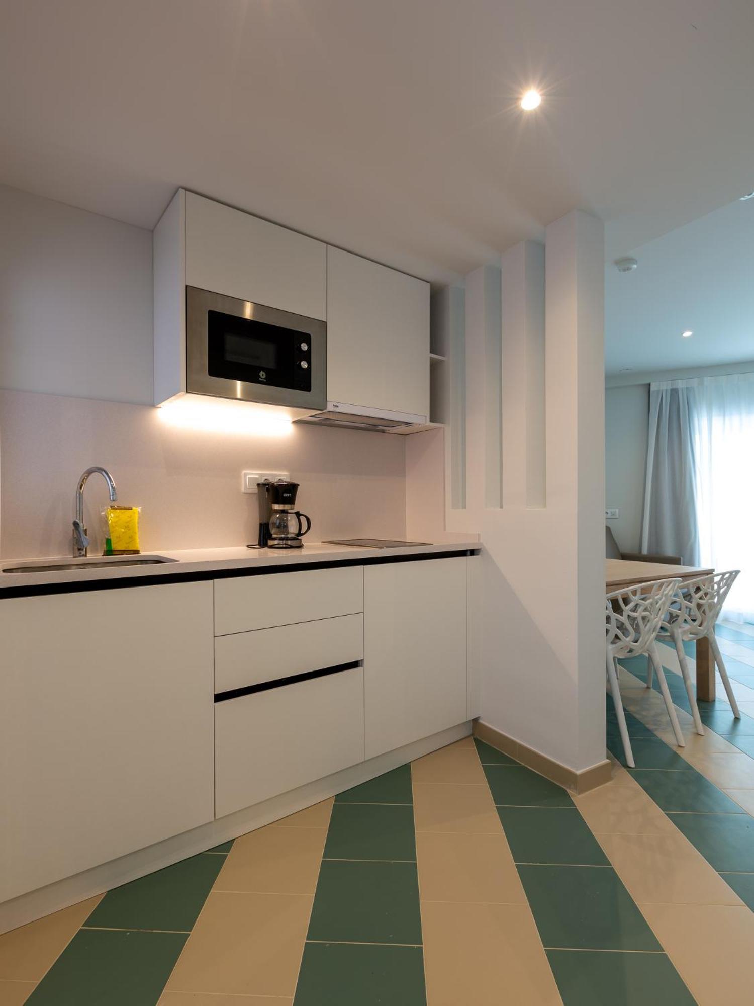 Sunway Arizona Apartment Sitges